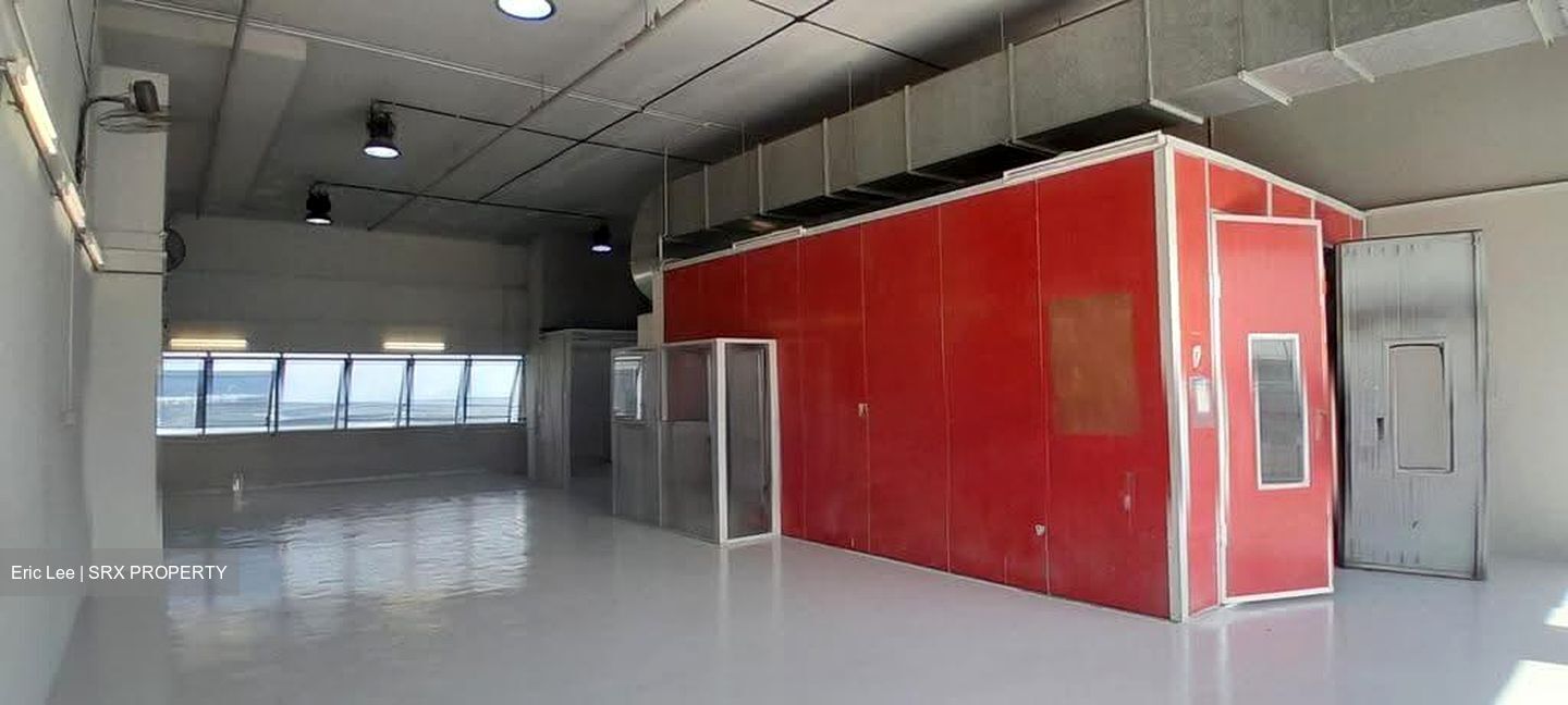 Carros Centre (D25), Factory #633269091